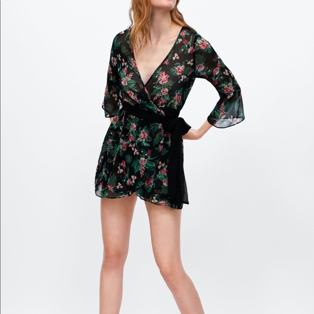 Zara Floral Mini Jumpsuit | Size Small